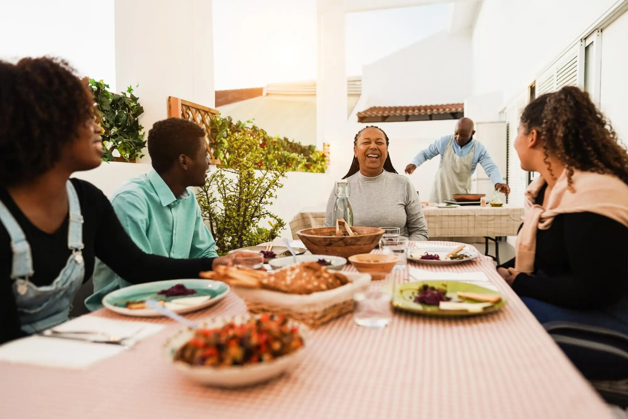 Family-Friendly Vacation Rental Tips: Creating a Safe and Welcoming Space in Phoenix, AZ